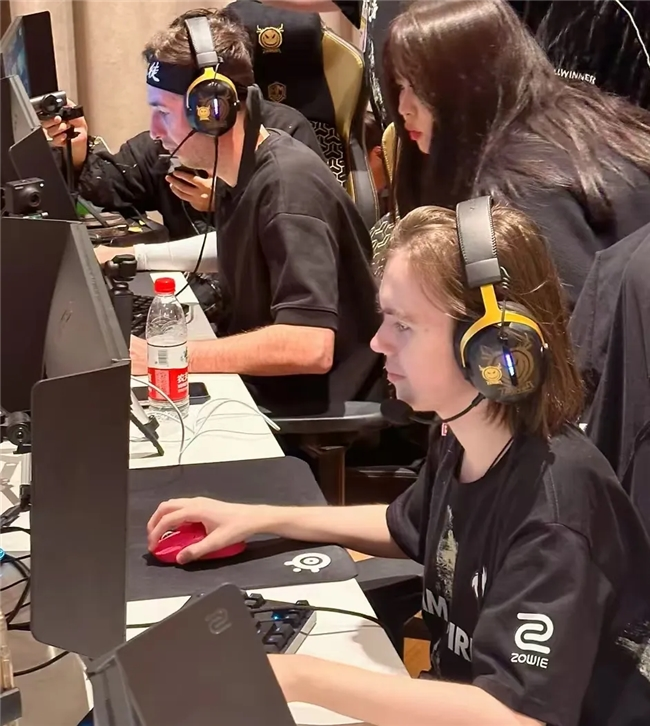 传闻：Busio将加入 Karmine Corp 在LEC 2026