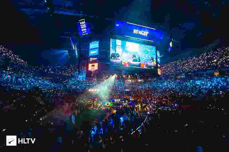 Flashback 回归了 DRX ; 主力阵容，加入了 Flicker